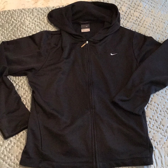 nike sphere dry jacket